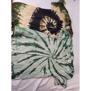 Adults Lot of 2 Tie-dye T-Shirts Small